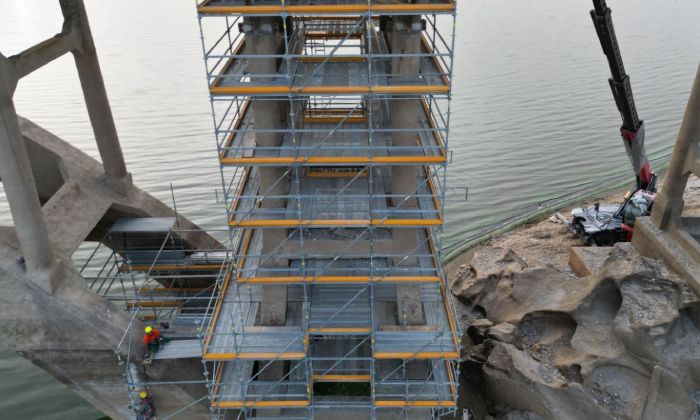 servizio montaggio smontaggio ponteggi sospesi viadotti Diamante-Ponteggi